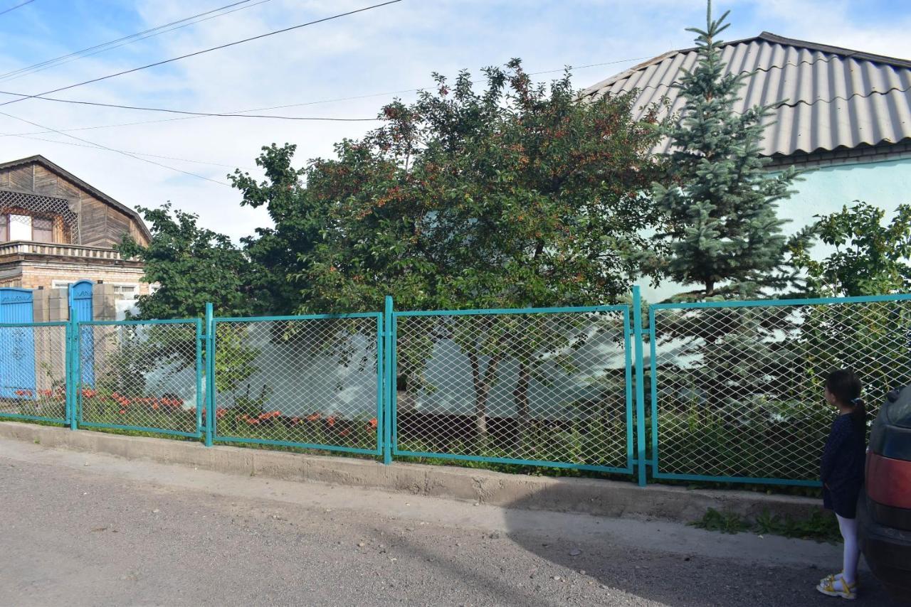 Guest House Oimo Balykchy Exterior foto