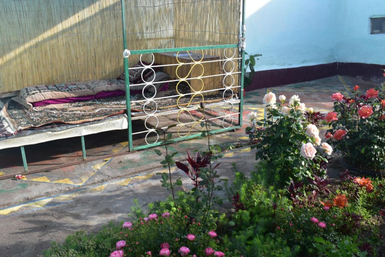 Guest House Oimo Balykchy Exterior foto