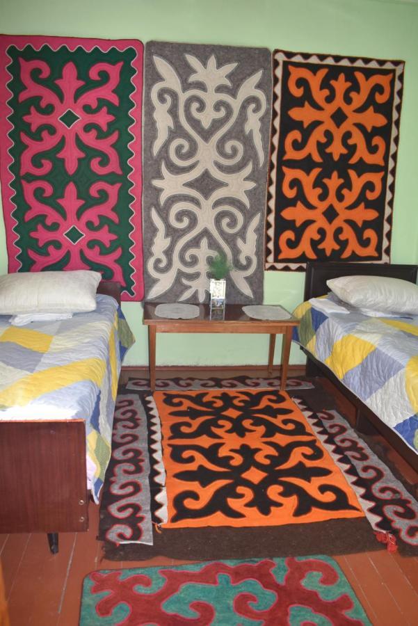 Guest House Oimo Balykchy Exterior foto