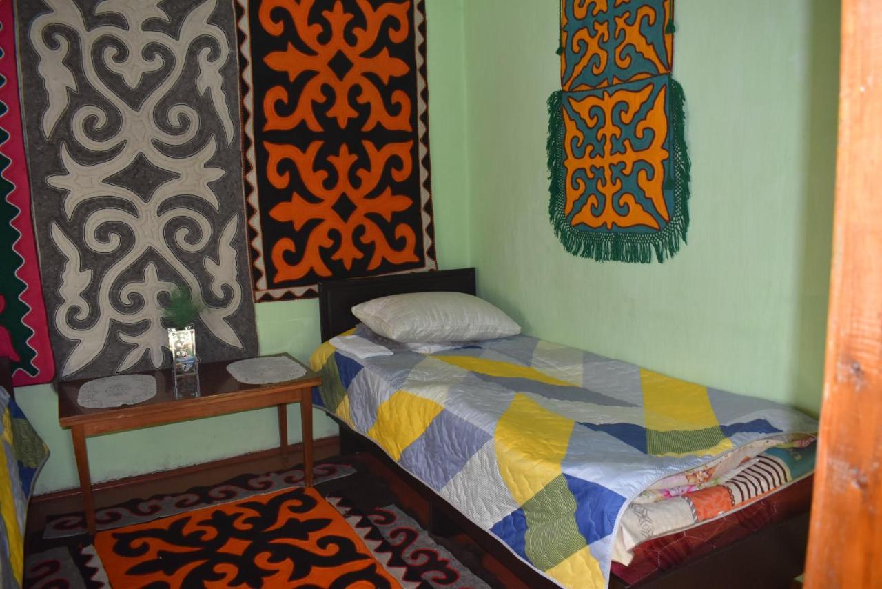 Guest House Oimo Balykchy Exterior foto